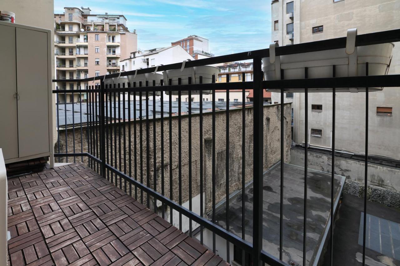 Apartament Primopiano - Savona Mediolan Zewnętrze zdjęcie